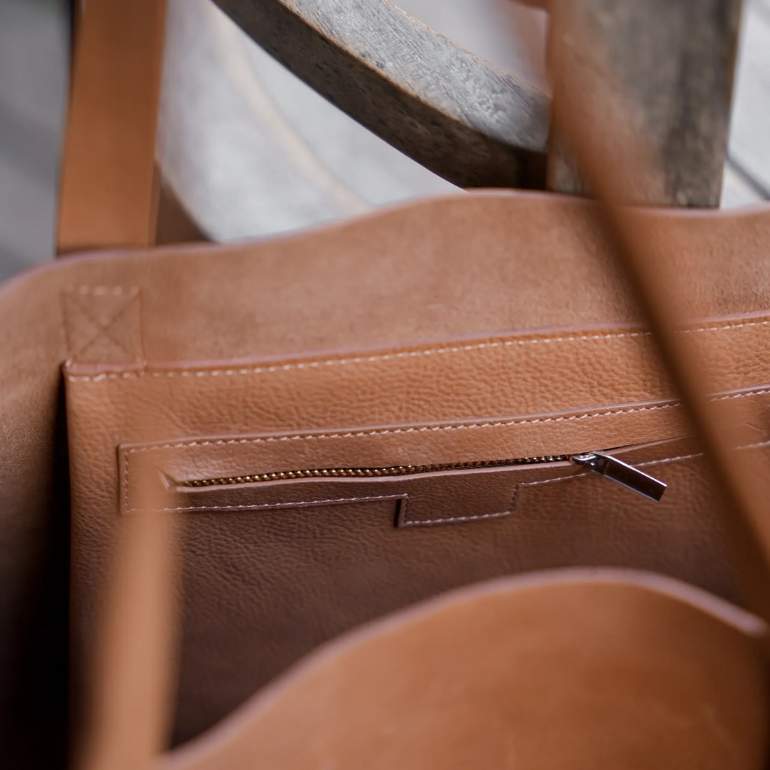 Leather Wide Tote - Caramel