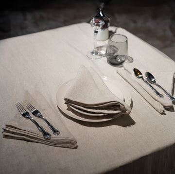 Table Cloth -Rectangle -Natural -with Table Napkins